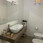 Casa Di Nonna Checca B&B לינה וארוחת בוקר