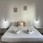 Casa Di Nonna Checca B&B לינה וארוחת בוקר