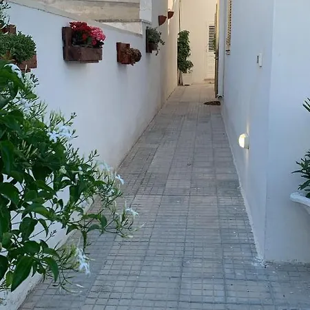 Casa Di Nonna Checca 3*