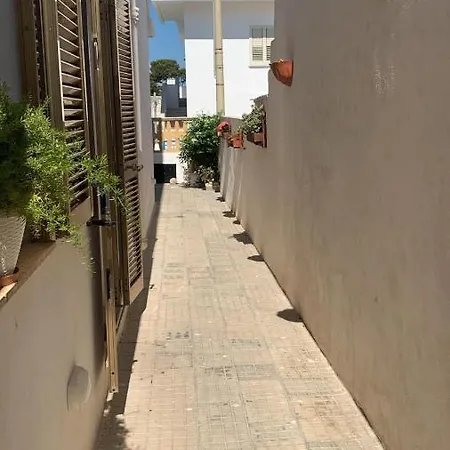 Casa Di Nonna Checca Леука